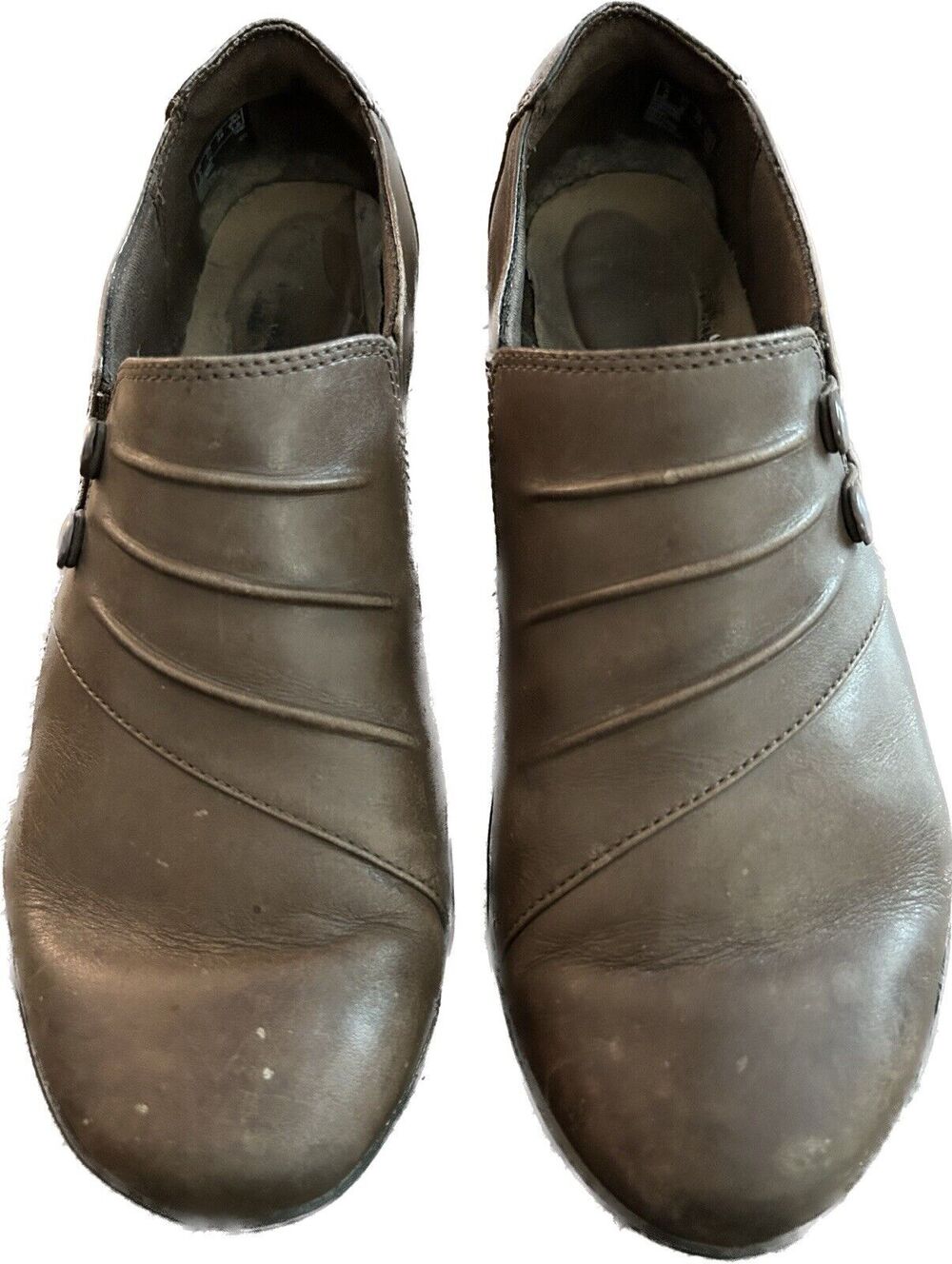 Clarks Collection Women’s Size 7.5M Brown Leather Soft Cushion Slip On Shoes